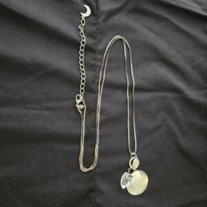 Elegant Silver Pendant Necklace